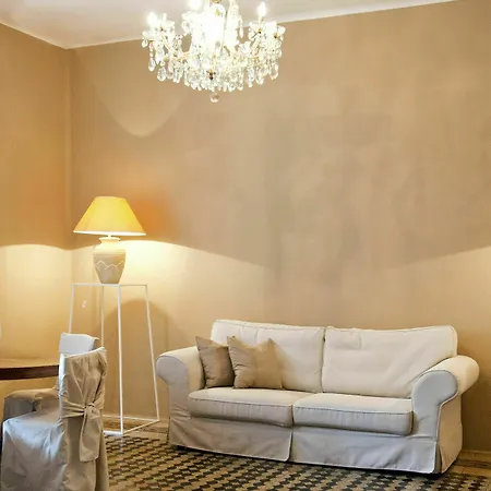 Guest house Blulassu Center