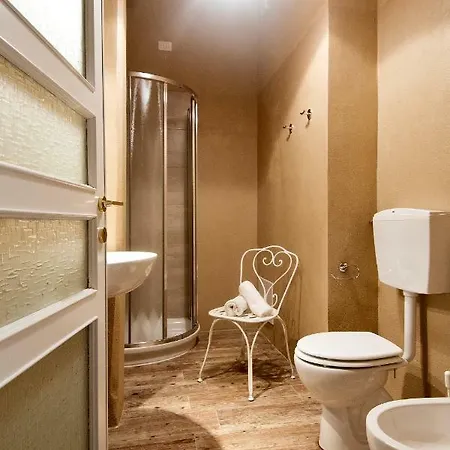 Blulassu Center 招待所 卡利亚里